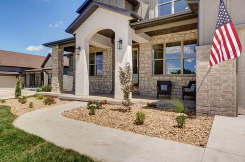 2111 E Will St, Republic, MO, 65738 | Card Image