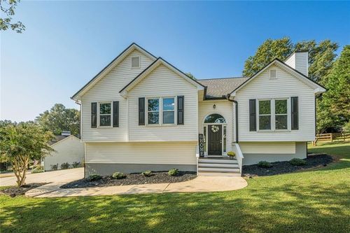7010 Devon Dr, Cumming, GA, 30028-5967 | Card Image