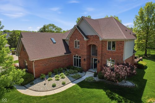 1240 Eagle View Ct, Greenwood, IN, 46143-8332 | Card Image