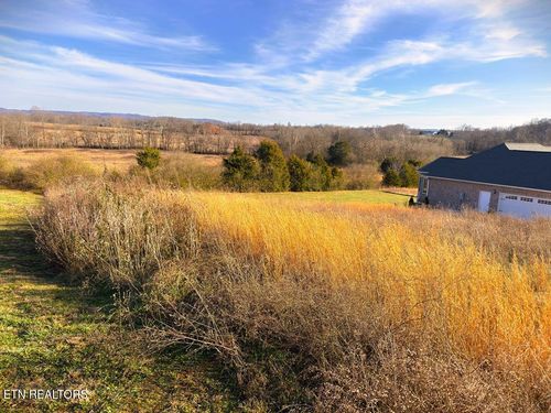 676 Blue Water Dr, Cookeville, TN, 38506-0689 | Card Image