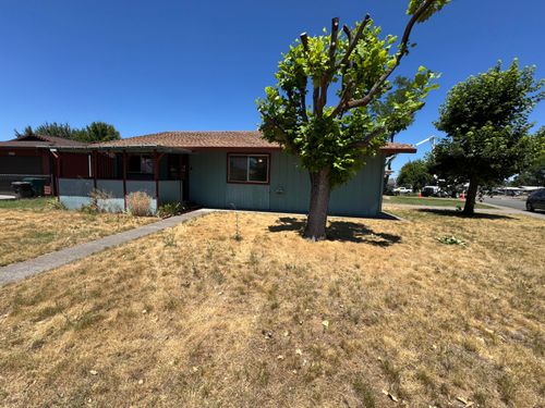 20694 Roff Way, Burney, CA, 96013-9604 | Card Image