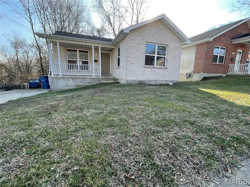 711 Silver St, Alton, IL, 62002-3725 | Card Image