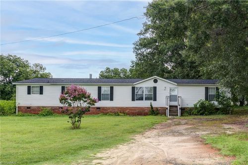 1019 Grooms Road, Reidsville, NC, 27320 | Card Image