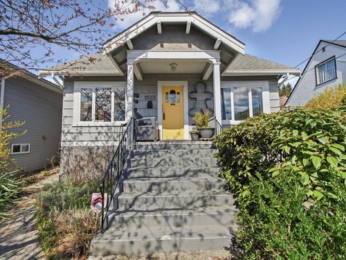 1523 Seventh Ave, New Westminster, BC, V3M2K2 | Card Image