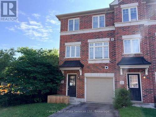 7 Ken Bromley Lane, Clarington (Bowmanville), ON, L1G6X3 | Card Image