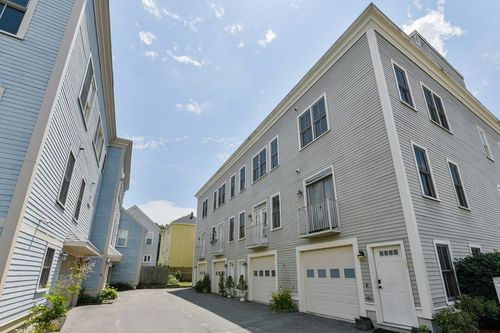 32-32 Stedman, Boston, MA, 02130 | Card Image