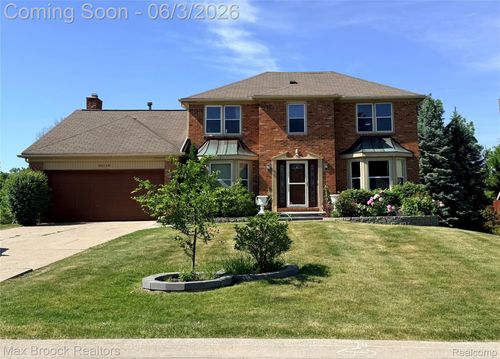 30118 Kingsway Dr, Farmington Hills, MI, 48331-1647 | Card Image