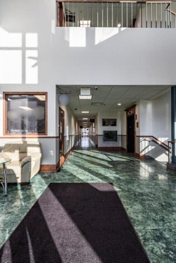 Commercial Lease in La Crosse 4