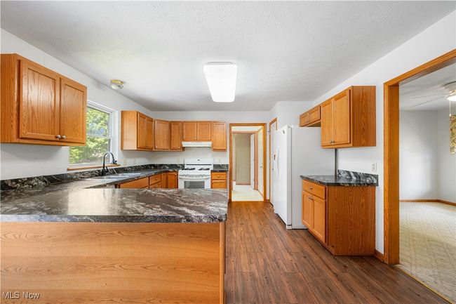 4165 Timber Run, House other with 4 bedrooms, 3 bathrooms and null parking in Ravenna OH | Image 11