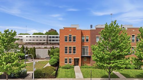 3560 Federal St, Chicago, IL, 60609-1907 | Card Image