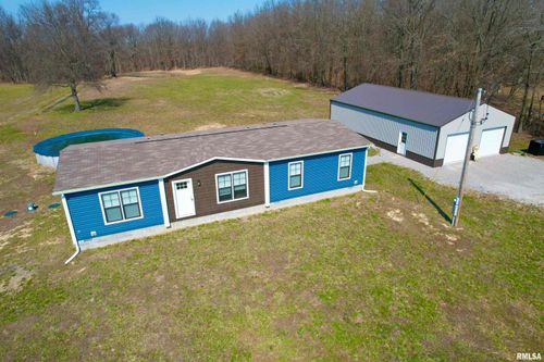 2979 Bundyville Rd, Walnut Hill, IL, 62893-1217 | Card Image