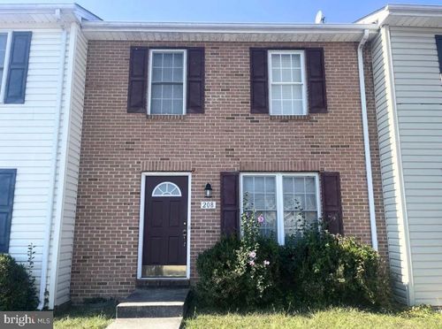 208 Kadies Ln, EDINBURG, VA, 22824-9608 | Card Image