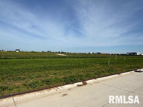 6508 Ryan Rd, Bettendorf, IA, 52722 | Card Image