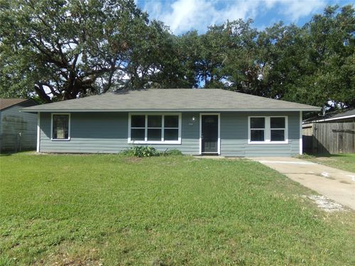 414 Gardenia St, Lake Jackson, TX, 77566-5856 | Card Image