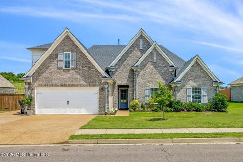 3184 Magnolia Bloom Dr, Hernando, MS, 38632-2577 | Card Image