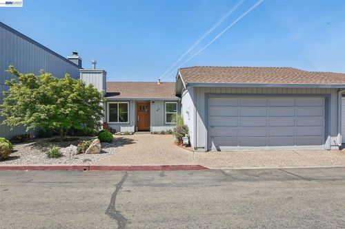 1113 Tokay Cmn, Livermore, CA, 94550-4855 | Card Image