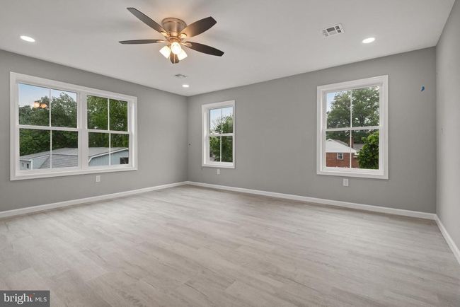 1500 Embassy Dr, Townhouse with 5 bedrooms, 4 bathrooms and null parking in HARRISBURG PA | Image 20