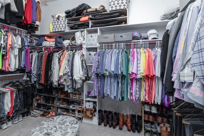 Spacious closet | Image 24