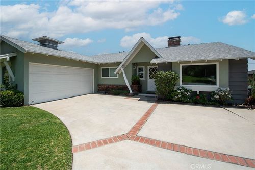 348 E Hillcrest Blvd, Monrovia, CA, 91016-2342 | Card Image