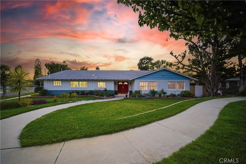 10225 Donna, Northridge, CA, 91324 | Card Image