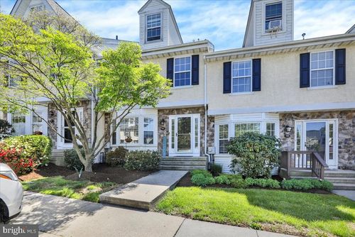 702 Coventry Pointe Ln, POTTSTOWN, PA, 19465-7479 | Card Image