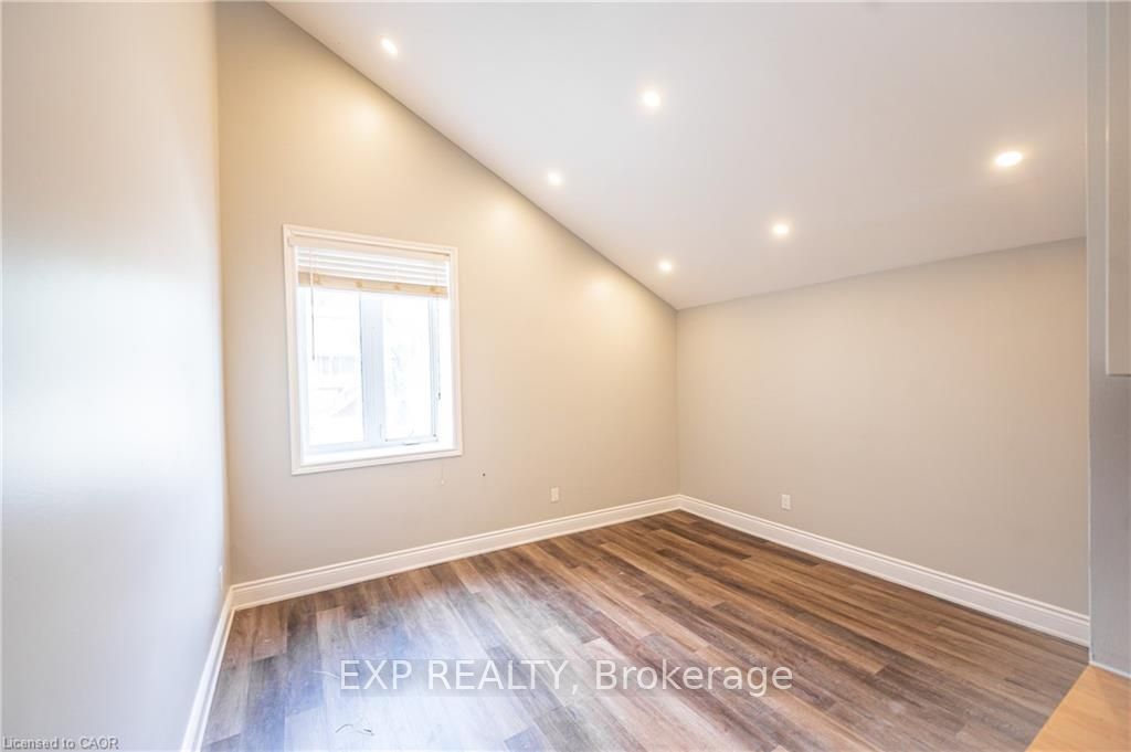 Residential Lease in Hamilton 5