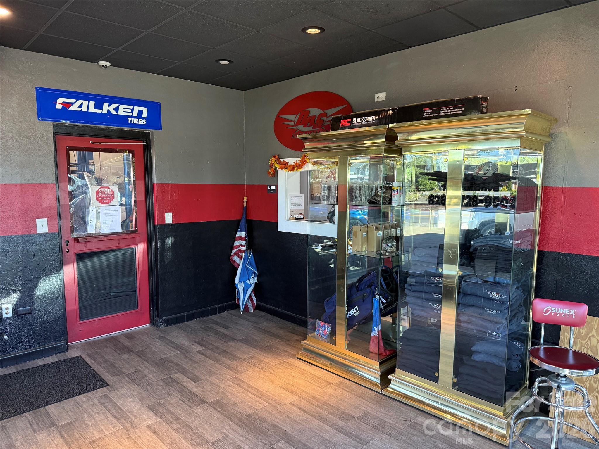 Commercial Sale in Hudson 5