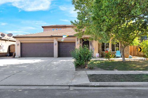 6367 E Dayton Ave, Fresno, CA, 93727-8938 | Card Image