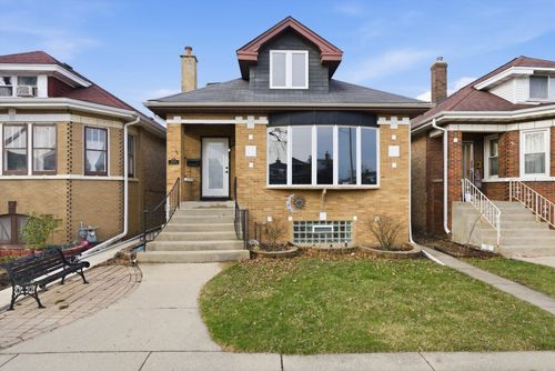 7825 W Cressett Dr, Elmwood Park, IL, 60707-1342 | Card Image