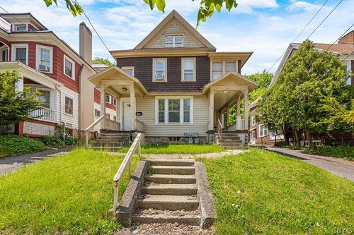 18-1016 Lancaster Ave, Syracuse, NY, 13210-3030 | Card Image