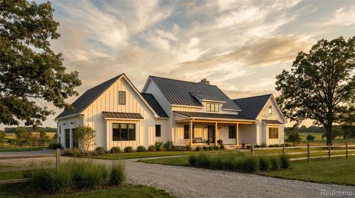 1261 Brauer Rd, Oxford, MI, 48371-1023 | Card Image