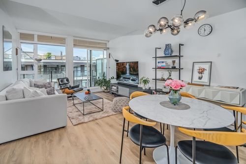 605-5085 Main St, Vancouver, BC, V5W2R2 | Card Image