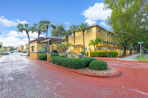 apt-402-14961 Sw 82nd Ln, Miami, FL, 33193-3120 | Card Image