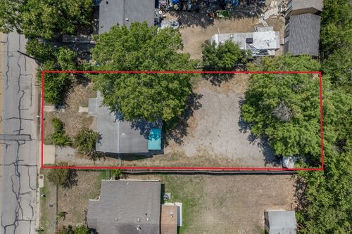 908 Vargas Rd, Austin, TX, 78741-3558 | Card Image