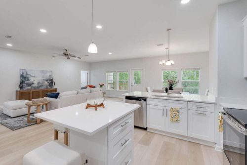 24 Riverwalk Xing, Freeport, FL, 32439-4197 | Card Image