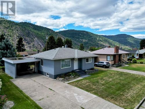 3480 Aster Dr, Trail, BC, V1R2X3 | Card Image