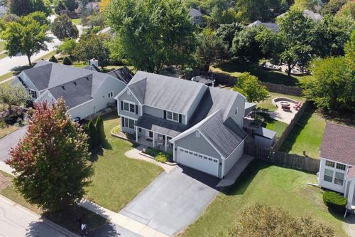 6183 Old Farm Ln, Gurnee, IL, 60031-4433 | Card Image