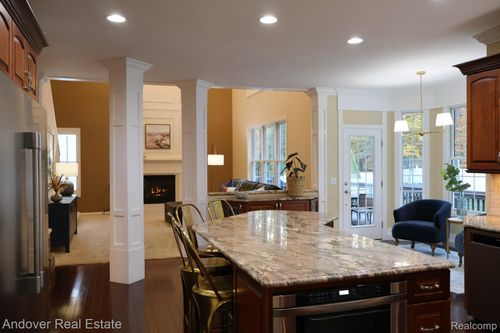 4161 Dunes Pkwy, Norton Shores, MI, 49441-7201 | Card Image