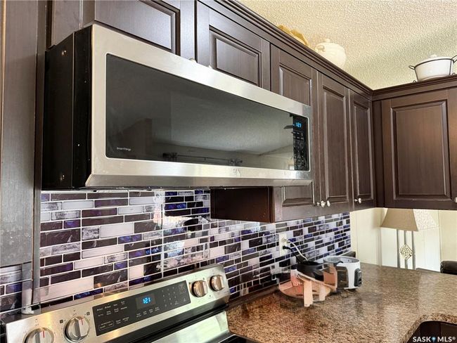 3 - 404 8 Th Ave E, House other with 3 bedrooms, 2 bathrooms and 2 parking in Watrous SK | Image 10