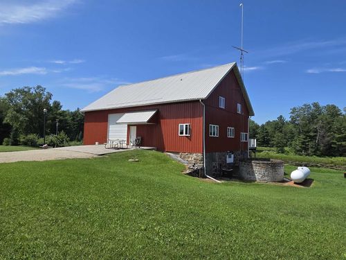 E3538 Boelter Road, WYOMING, WI, 54945 | Card Image