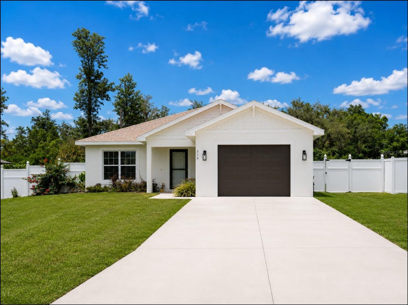 Residential in LAKE WALES 2