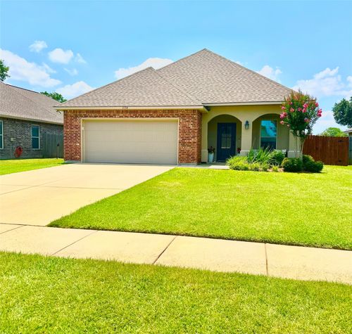 1134 Eli Connor Dr, Bossier City, LA, 71112-4800 | Card Image