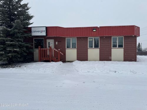 3051 N Van Horn Road, Fairbanks, AK, 99701 | Card Image