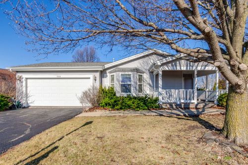 2406 Stallion Ct, Grayslake, IL, 60030-9332 | Card Image