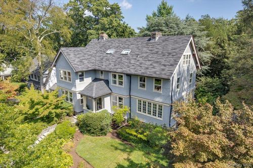 120 Cliff Ave, Pelham, NY, 10803-2007 | Card Image