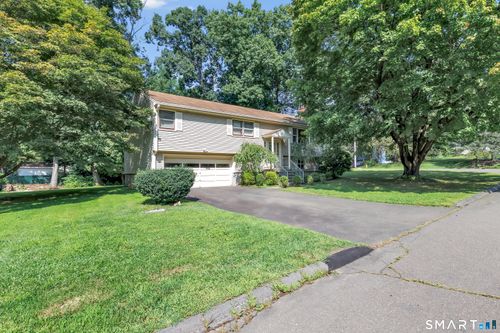 34 Belleview Drive, Derby, CT, 06418 | Card Image