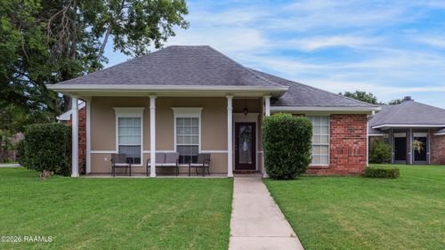 104 Riesling Cir, Broussard, LA, 70518-3318 | Card Image