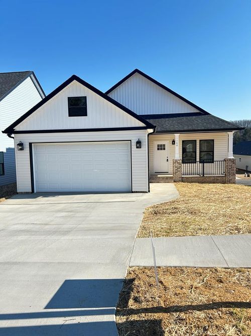 140 Washington St, Dalton, GA, 30721-6704 | Card Image