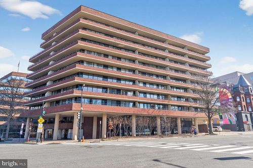 apt-414-2555 Pennsylvania Ave Nw, WASHINGTON, DC, 20037-1640 | Card Image