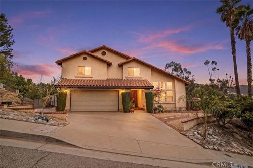 9730 Mustang Way, Sunland, CA, 91040-1664 | Card Image